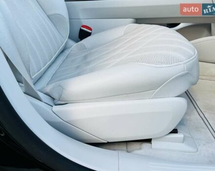 Черный Мерседес EQS, объемом двигателя 0 л и пробегом 22 тыс. км за 82000 $, фото 39 на Automoto.ua