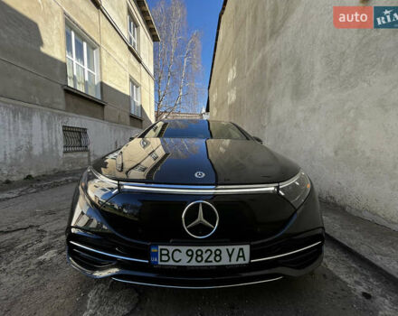 Черный Мерседес EQS, объемом двигателя 0 л и пробегом 28 тыс. км за 51999 $, фото 4 на Automoto.ua
