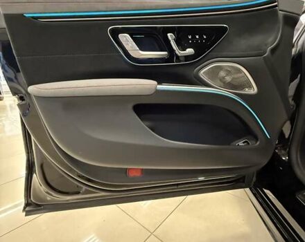 Черный Мерседес EQS, объемом двигателя 0 л и пробегом 39 тыс. км за 71999 $, фото 61 на Automoto.ua