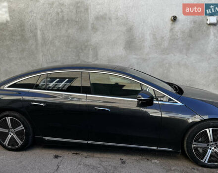 Черный Мерседес EQS, объемом двигателя 0 л и пробегом 28 тыс. км за 51999 $, фото 12 на Automoto.ua