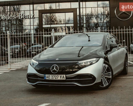 Чорний Мерседес EQS, об'ємом двигуна 0 л та пробігом 51 тис. км за 69000 $, фото 1 на Automoto.ua