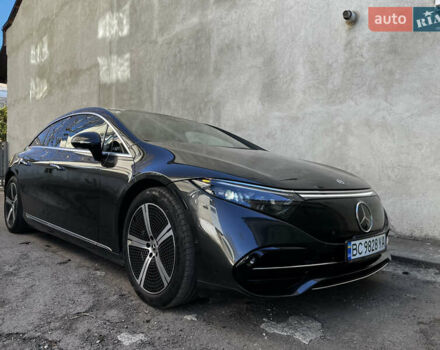 Черный Мерседес EQS, объемом двигателя 0 л и пробегом 28 тыс. км за 51999 $, фото 11 на Automoto.ua