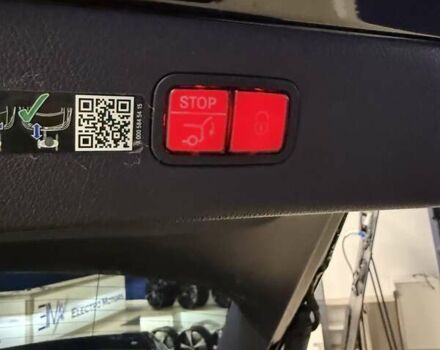 Черный Мерседес EQS, объемом двигателя 0 л и пробегом 39 тыс. км за 71999 $, фото 92 на Automoto.ua