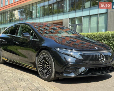 Черный Мерседес EQS, объемом двигателя 0 л и пробегом 35 тыс. км за 55000 $, фото 1 на Automoto.ua