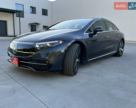 Черный Мерседес EQS, объемом двигателя 0 л и пробегом 15 тыс. км за 49300 $, фото 1 на Automoto.ua