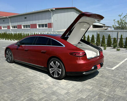 Червоний Мерседес EQS, об'ємом двигуна 0 л та пробігом 19 тис. км за 49500 $, фото 25 на Automoto.ua