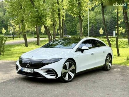 Мерседес EQS 2023 в Киеве на Automoto.ua Мерседес EQS, объемом двигателя 0 л и пробегом 6 тыс. км за 53000 $, фото 1 на Automoto.ua