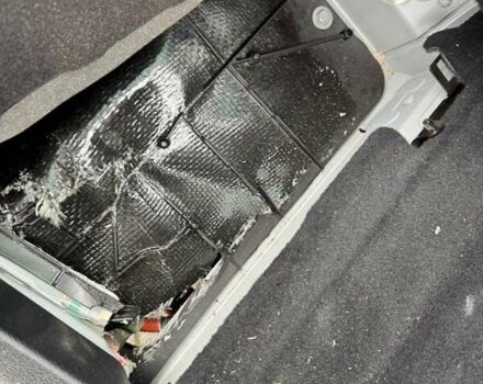 Серый Мерседес EQS, объемом двигателя 0 л и пробегом 65 тыс. км за 43000 $, фото 12 на Automoto.ua