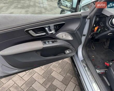 Серый Мерседес EQS, объемом двигателя 0 л и пробегом 65 тыс. км за 43000 $, фото 15 на Automoto.ua