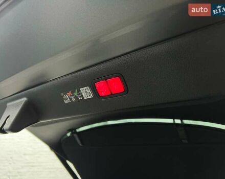 Серый Мерседес EQS, объемом двигателя 0 л и пробегом 80 тыс. км за 76000 $, фото 50 на Automoto.ua