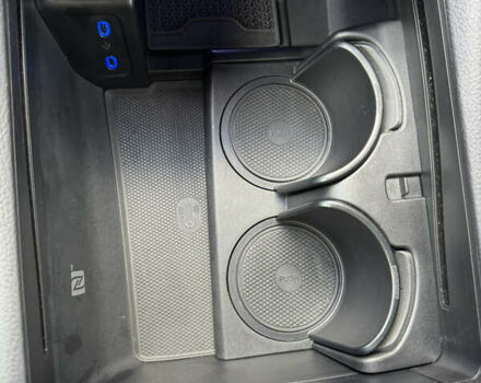 Серый Мерседес EQS, объемом двигателя 0 л и пробегом 28 тыс. км за 97800 $, фото 107 на Automoto.ua