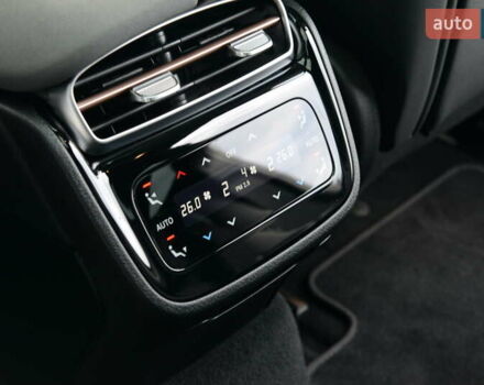 Серый Мерседес EQS, объемом двигателя 0 л и пробегом 31 тыс. км за 121000 $, фото 43 на Automoto.ua