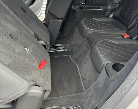 Серый Мерседес EQS, объемом двигателя 0 л и пробегом 28 тыс. км за 97800 $, фото 58 на Automoto.ua