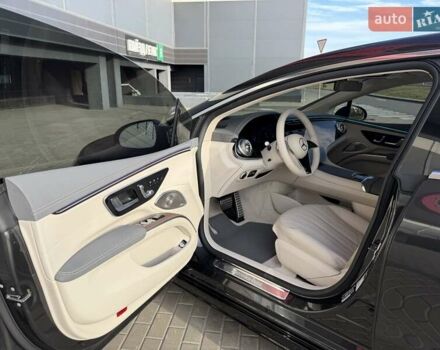 Серый Мерседес EQS, объемом двигателя 0 л и пробегом 1 тыс. км за 79900 $, фото 12 на Automoto.ua