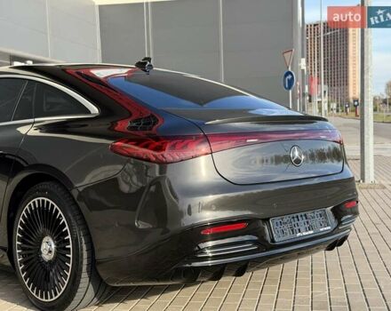 Серый Мерседес EQS, объемом двигателя 0 л и пробегом 1 тыс. км за 79900 $, фото 61 на Automoto.ua