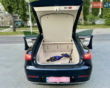 Синий Мерседес EQS, объемом двигателя 0 л и пробегом 19 тыс. км за 51000 $, фото 8 на Automoto.ua