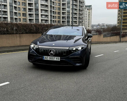 Синий Мерседес EQS, объемом двигателя 0 л и пробегом 10 тыс. км за 128290 $, фото 1 на Automoto.ua