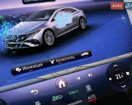 Синій Мерседес EQS, об'ємом двигуна 0 л та пробігом 6 тис. км за 66500 $, фото 17 на Automoto.ua
