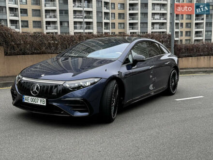 Синий Мерседес EQS, объемом двигателя 0 л и пробегом 10 тыс. км за 128290 $, фото 1 на Automoto.ua