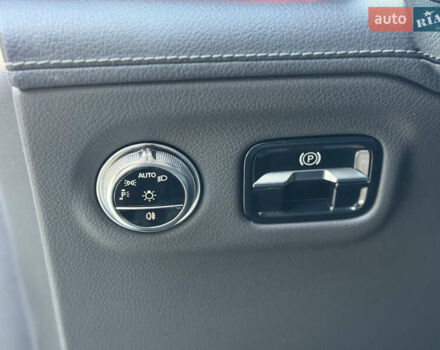 Білий Мерседес EQS SUV, об'ємом двигуна 0 л та пробігом 72 тис. км за 57499 $, фото 19 на Automoto.ua