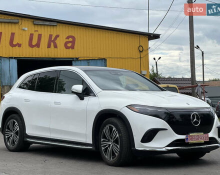 Белый Мерседес EQS SUV, объемом двигателя 0 л и пробегом 43 тыс. км за 60000 $, фото 2 на Automoto.ua