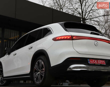 Белый Мерседес EQS SUV, объемом двигателя 0 л и пробегом 32 тыс. км за 56900 $, фото 79 на Automoto.ua