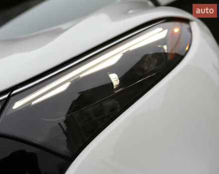 Белый Мерседес EQS SUV, объемом двигателя 0 л и пробегом 32 тыс. км за 56900 $, фото 16 на Automoto.ua