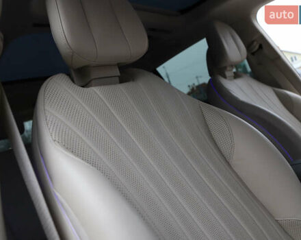 Белый Мерседес EQS SUV, объемом двигателя 0 л и пробегом 32 тыс. км за 56900 $, фото 104 на Automoto.ua