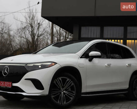 Белый Мерседес EQS SUV, объемом двигателя 0 л и пробегом 32 тыс. км за 56900 $, фото 2 на Automoto.ua