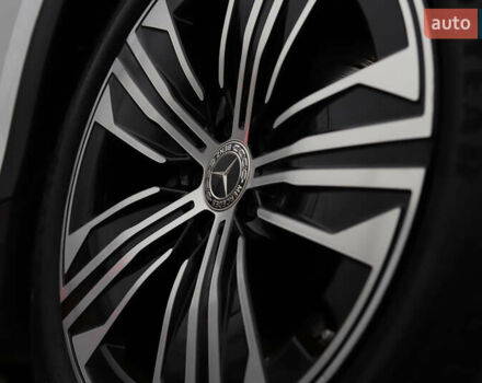 Белый Мерседес EQS SUV, объемом двигателя 0 л и пробегом 32 тыс. км за 56900 $, фото 63 на Automoto.ua