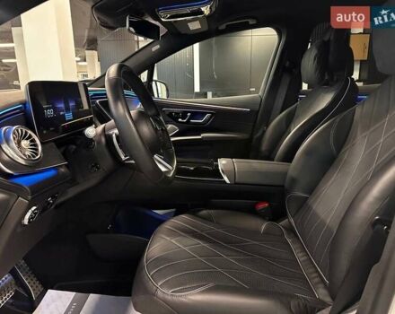 Білий Мерседес EQS SUV, об'ємом двигуна 0 л та пробігом 36 тис. км за 91911 $, фото 17 на Automoto.ua