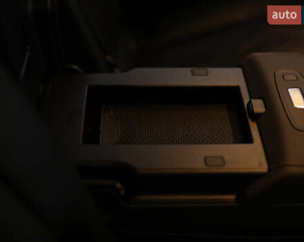 Чорний Мерседес EQS SUV, об'ємом двигуна 0 л та пробігом 72 тис. км за 66000 $, фото 34 на Automoto.ua