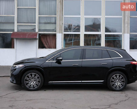 Чорний Мерседес EQS SUV, об'ємом двигуна 0 л та пробігом 72 тис. км за 66000 $, фото 1 на Automoto.ua