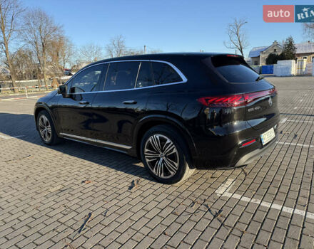 Черный Мерседес EQS SUV, объемом двигателя 0 л и пробегом 49 тыс. км за 55000 $, фото 11 на Automoto.ua