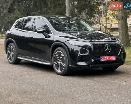 Чорний Мерседес EQS SUV, об'ємом двигуна 0 л та пробігом 63 тис. км за 60000 $, фото 8 на Automoto.ua