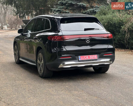 Чорний Мерседес EQS SUV, об'ємом двигуна 0 л та пробігом 63 тис. км за 60000 $, фото 4 на Automoto.ua