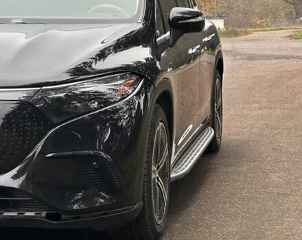 Чорний Мерседес EQS SUV, об'ємом двигуна 0 л та пробігом 63 тис. км за 60000 $, фото 10 на Automoto.ua