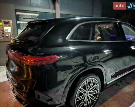 Черный Мерседес EQS SUV, объемом двигателя 0 л и пробегом 25 тыс. км за 79500 $, фото 1 на Automoto.ua