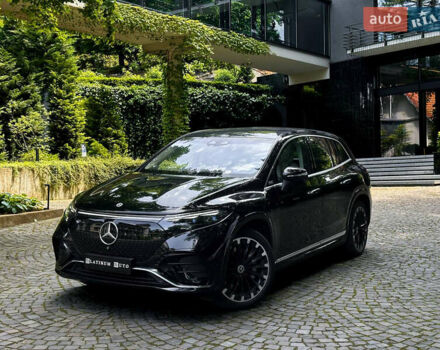 Черный Мерседес EQS SUV, объемом двигателя 0 л и пробегом 25 тыс. км за 87800 $, фото 27 на Automoto.ua