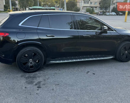 Черный Мерседес EQS SUV, объемом двигателя 0 л и пробегом 60 тыс. км за 57000 $, фото 2 на Automoto.ua