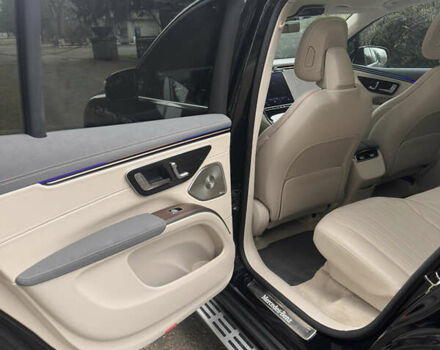 Чорний Мерседес EQS SUV, об'ємом двигуна 0 л та пробігом 63 тис. км за 60000 $, фото 14 на Automoto.ua