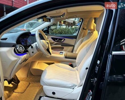 Чорний Мерседес EQS SUV, об'ємом двигуна 0 л та пробігом 28 тис. км за 72900 $, фото 14 на Automoto.ua