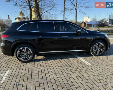 Черный Мерседес EQS SUV, объемом двигателя 0 л и пробегом 49 тыс. км за 55000 $, фото 3 на Automoto.ua