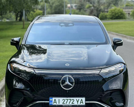 Черный Мерседес EQS SUV, объемом двигателя 0 л и пробегом 33 тыс. км за 70900 $, фото 1 на Automoto.ua