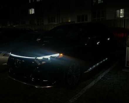 Чорний Мерседес EQS SUV, об'ємом двигуна 0 л та пробігом 24 тис. км за 73500 $, фото 16 на Automoto.ua