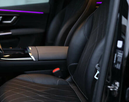 Чорний Мерседес EQS SUV, об'ємом двигуна 0 л та пробігом 72 тис. км за 66000 $, фото 22 на Automoto.ua