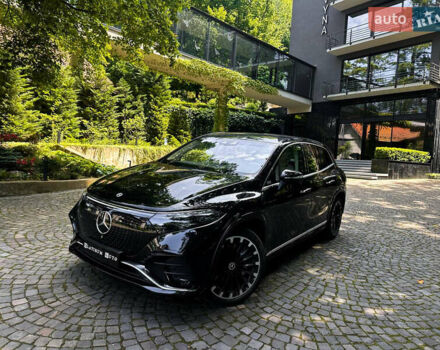 Черный Мерседес EQS SUV, объемом двигателя 0 л и пробегом 25 тыс. км за 87800 $, фото 25 на Automoto.ua
