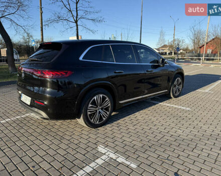 Черный Мерседес EQS SUV, объемом двигателя 0 л и пробегом 49 тыс. км за 55000 $, фото 6 на Automoto.ua