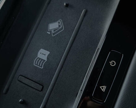 Чорний Мерседес EQS SUV, об'ємом двигуна 0 л та пробігом 24 тис. км за 73500 $, фото 45 на Automoto.ua