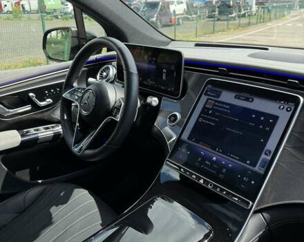 Черный Мерседес EQS SUV, объемом двигателя 0 л и пробегом 35 тыс. км за 60999 $, фото 21 на Automoto.ua